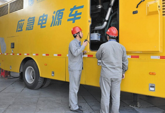 西青如何清理被灰尘覆盖的机油散热器？